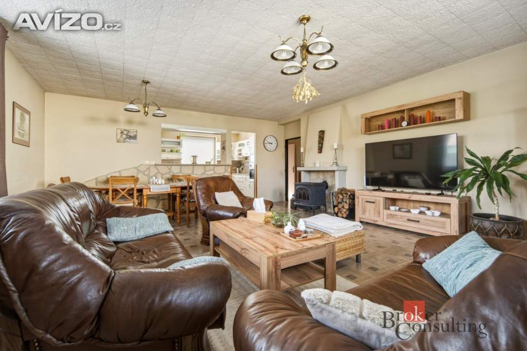 Foto inzerátu Prodej rodinného domu 270 m², Krchleby