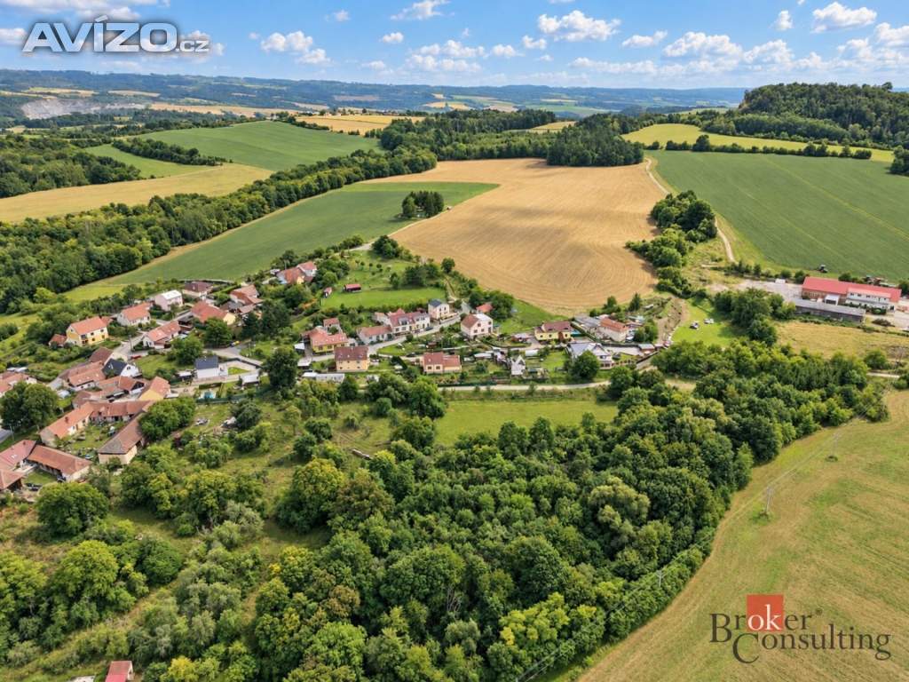 Foto inzerátu Prodej stavebního pozemku 8 750 m², Krhov