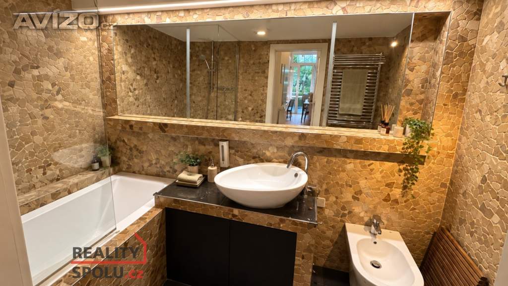 Foto inzerátu Pronájem bytu 2+1 71 m², Praha