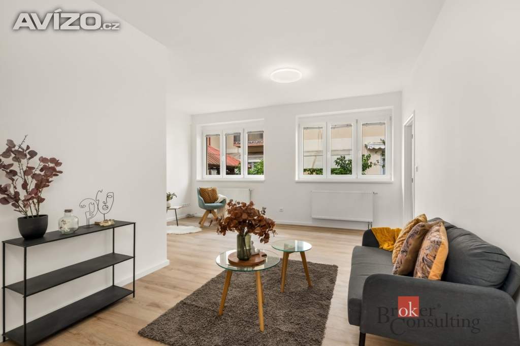Pronájem bytu 2+1 64 m², Praha