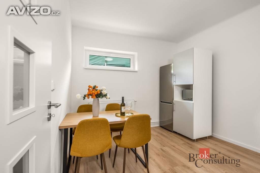 Foto inzerátu Pronájem bytu 2+1 64 m², Praha