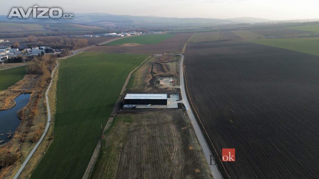 Foto inzerátu Prodej komerčního pozemku 10 000 m², Uherský Brod