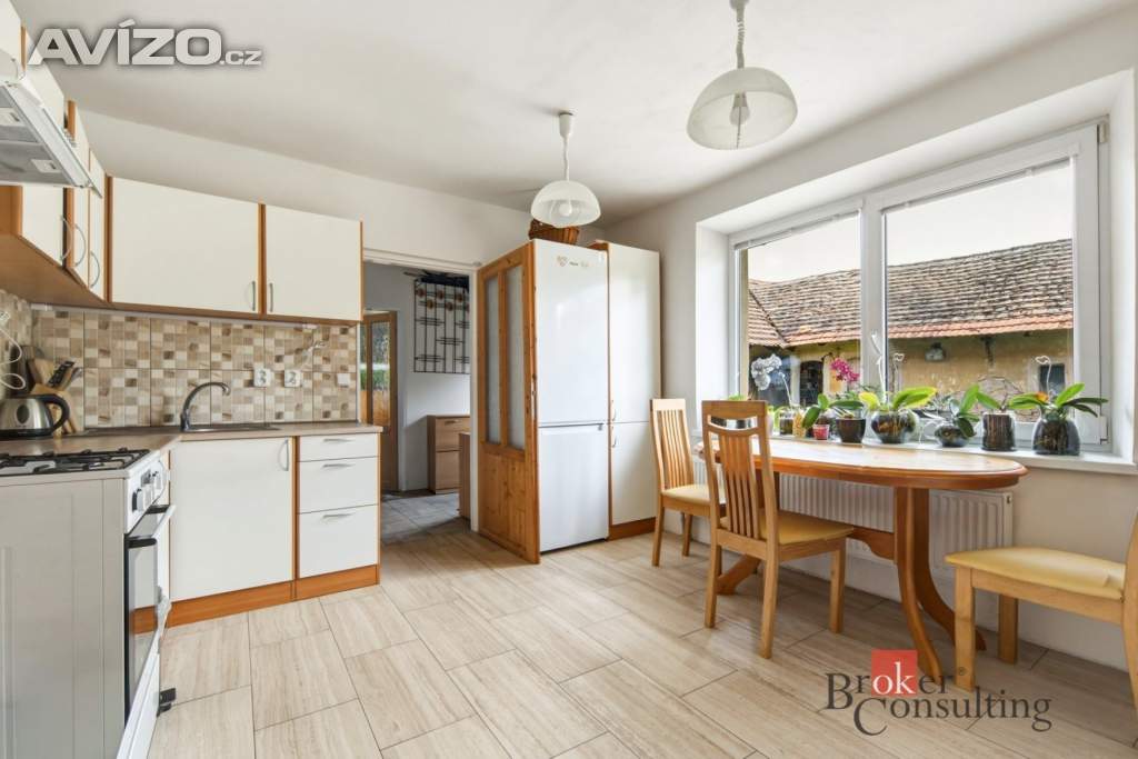 Foto inzerátu Prodej rodinného domu 180 m², Počedělice