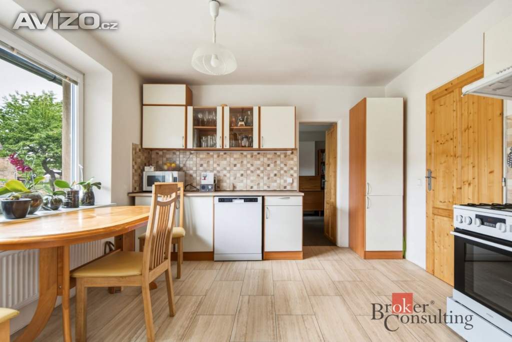 Foto inzerátu Prodej rodinného domu 180 m², Počedělice