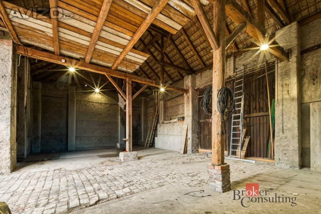 Foto inzerátu Prodej rodinného domu 180 m², Počedělice