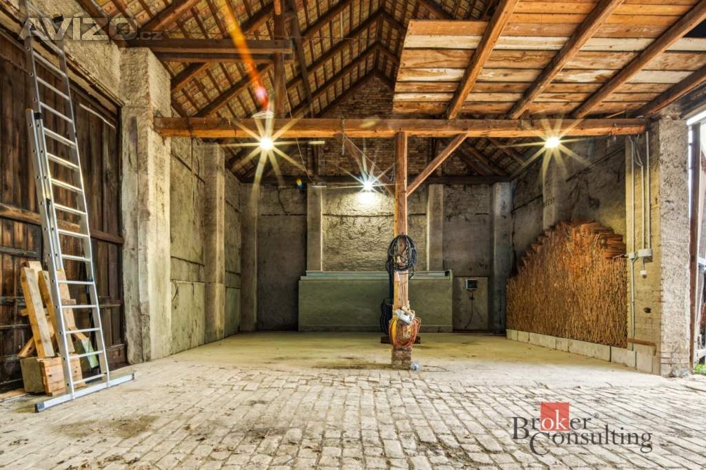 Foto inzerátu Prodej rodinného domu 180 m², Počedělice
