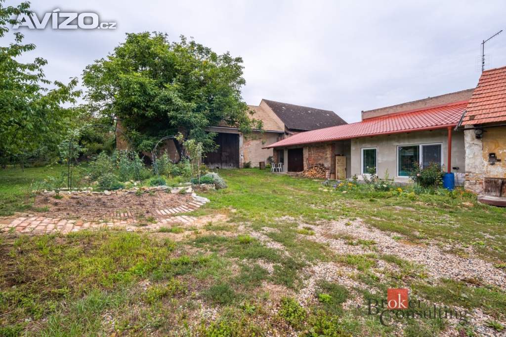 Foto inzerátu Prodej rodinného domu 180 m², Počedělice