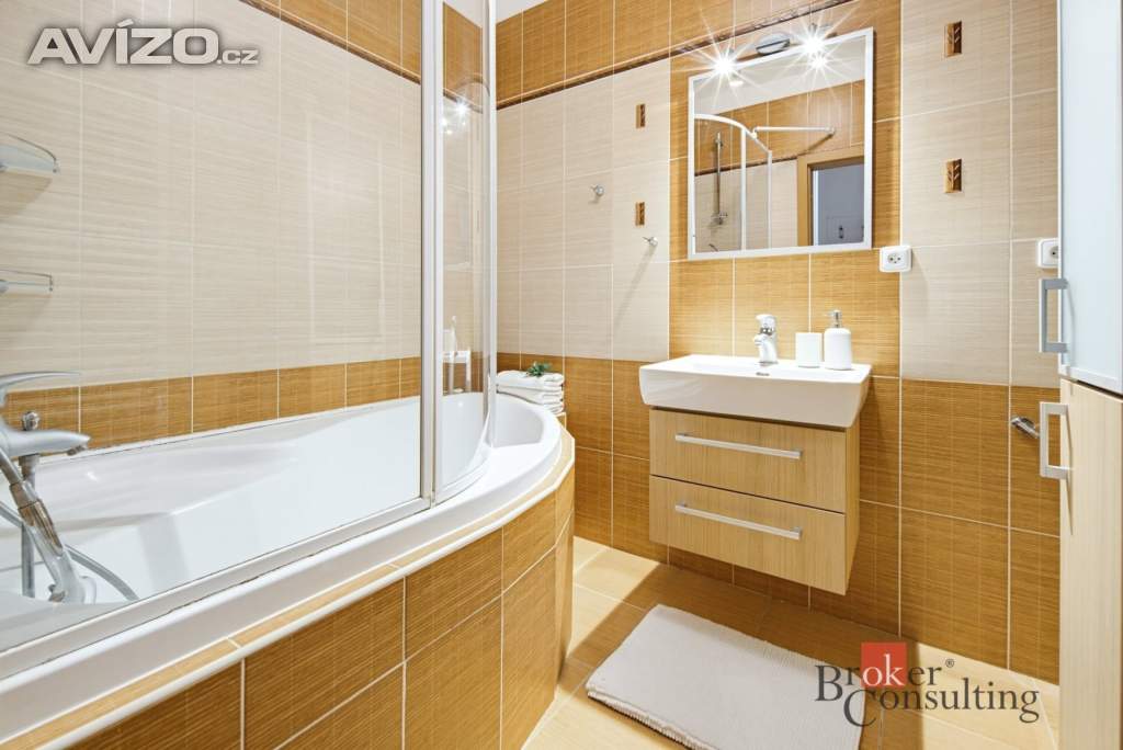 Foto inzerátu Pronájem bytu 2+kk 62 m², Hradec Králové