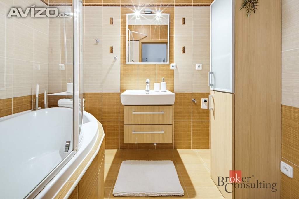 Foto inzerátu Pronájem bytu 2+kk 62 m², Hradec Králové
