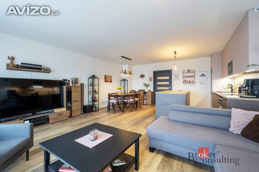 Foto inzerátu Prodej rodinného domu 166 m², Mokrá-Horákov