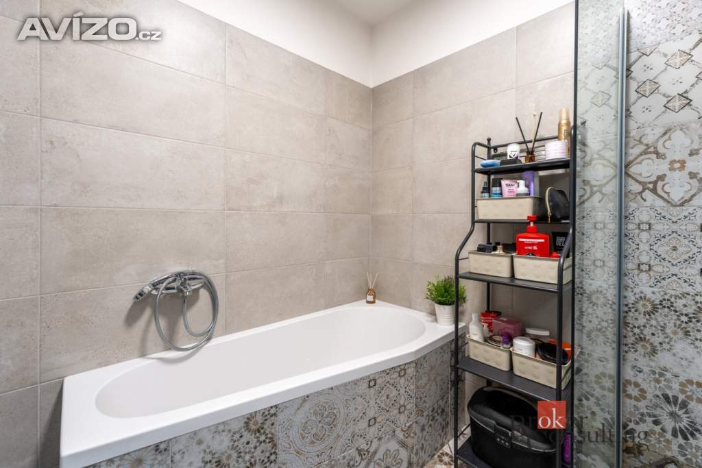 Foto inzerátu Prodej rodinného domu 166 m², Mokrá-Horákov