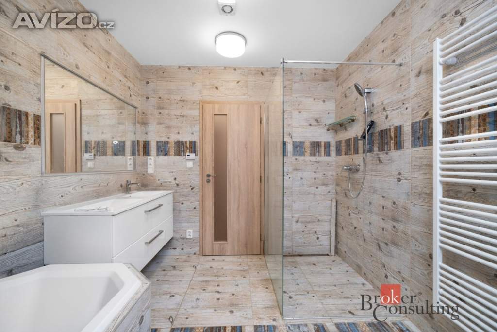 Foto inzerátu Prodej rodinného domu 466 m², Pozořice