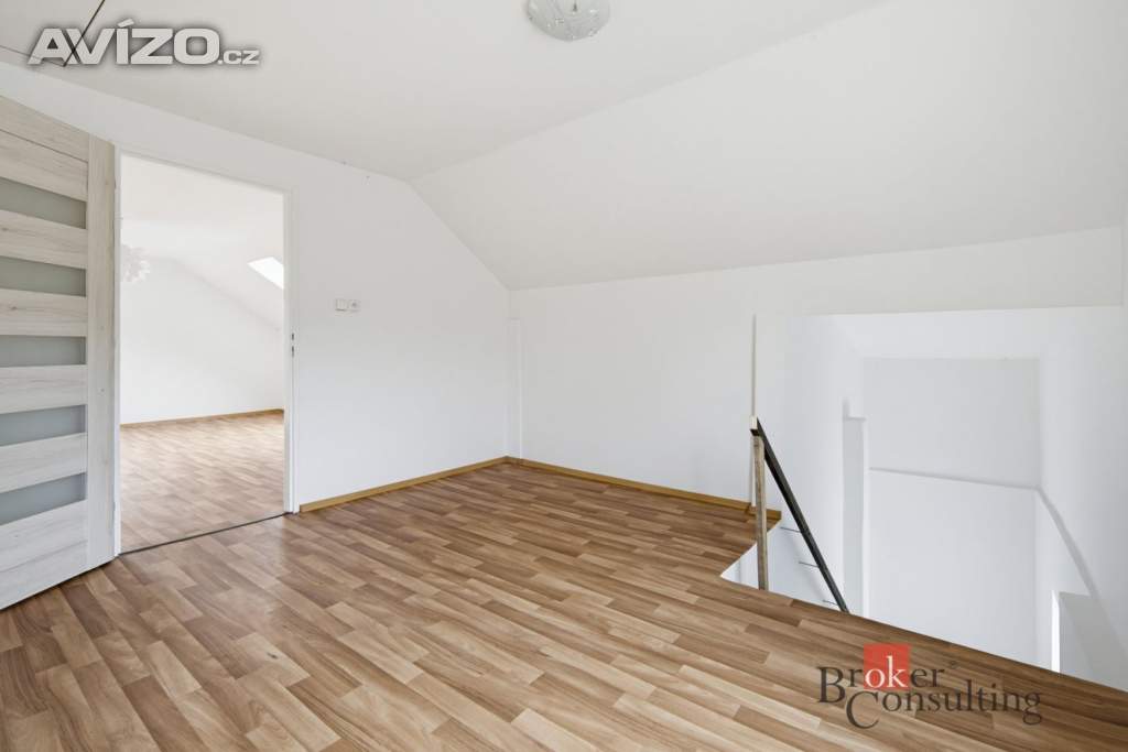 Foto inzerátu Prodej rodinného domu 262 m², Vlastislav