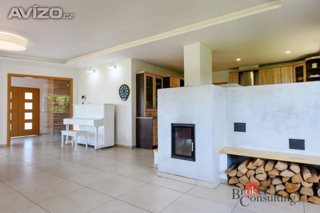 Foto inzerátu Prodej rodinného domu 372 m², Štěnovice