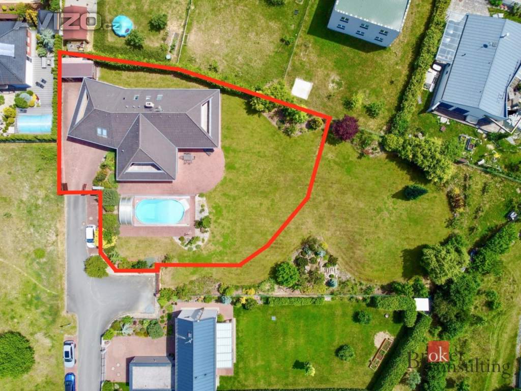 Foto inzerátu Prodej rodinného domu 372 m², Štěnovice