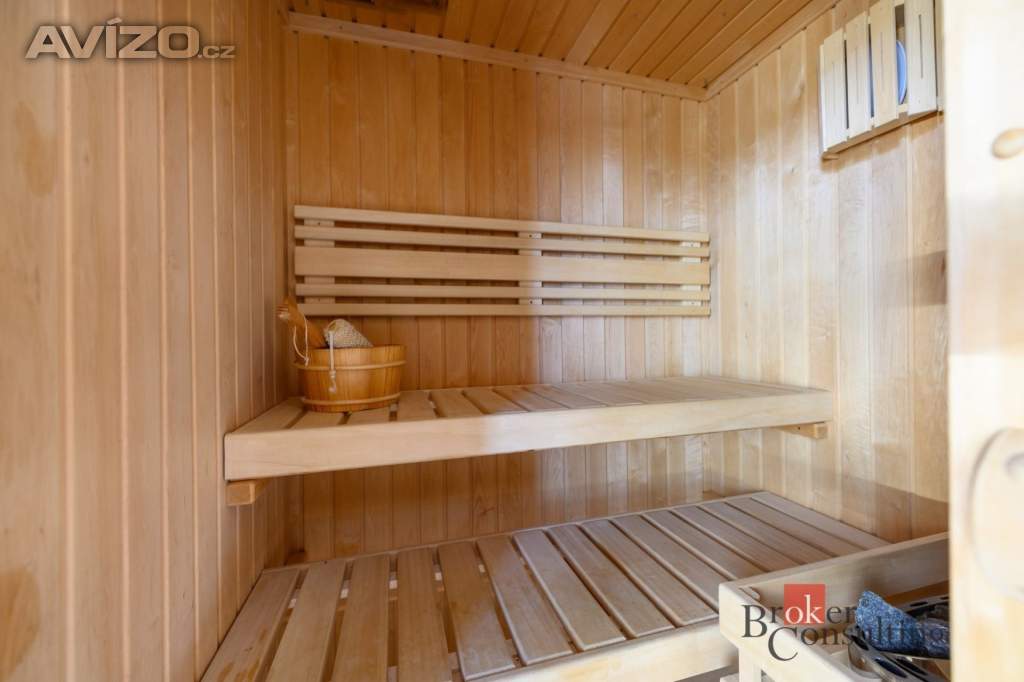 Foto inzerátu Prodej rodinného domu 372 m², Štěnovice