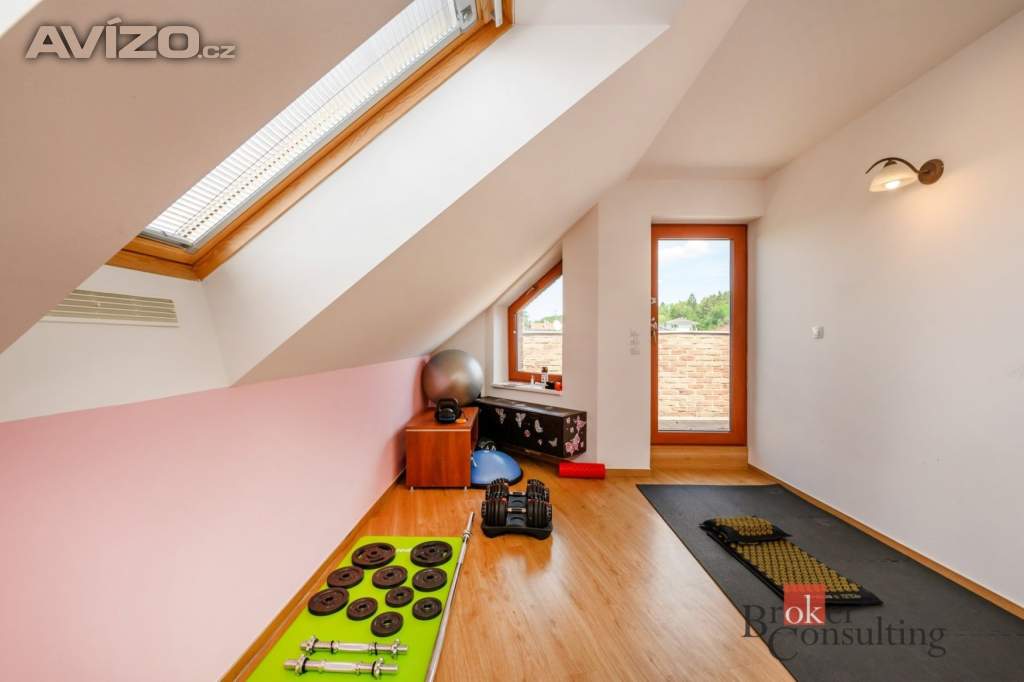 Foto inzerátu Prodej rodinného domu 372 m², Štěnovice
