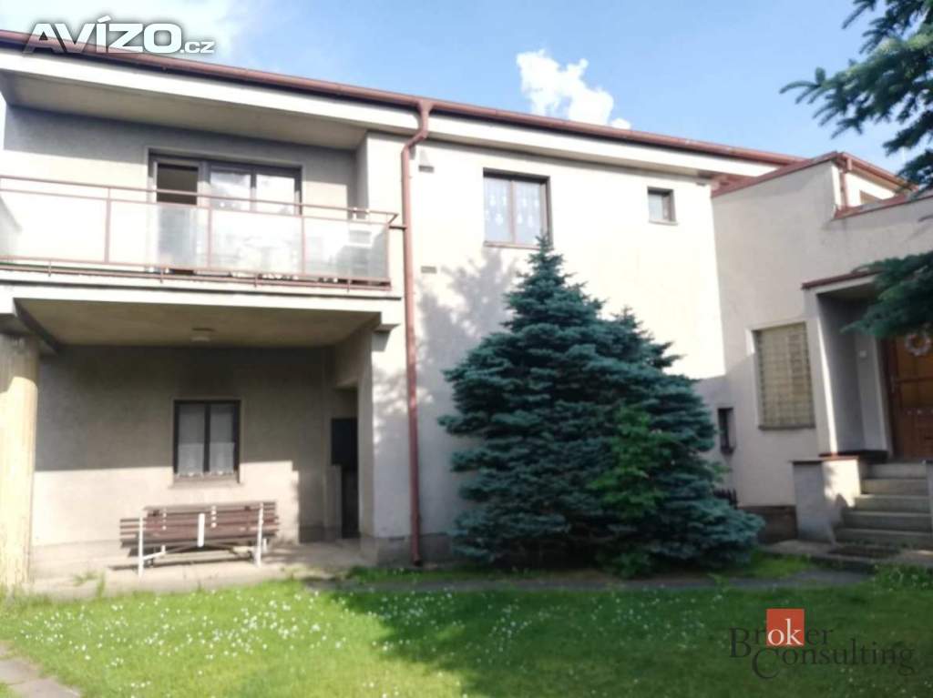 Foto inzerátu Prodej rodinného domu 182 m², Hradec Králové