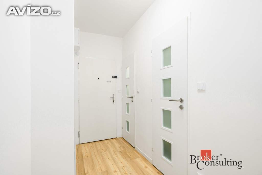 Foto inzerátu Pronájem bytu 2+1 53 m², Praha