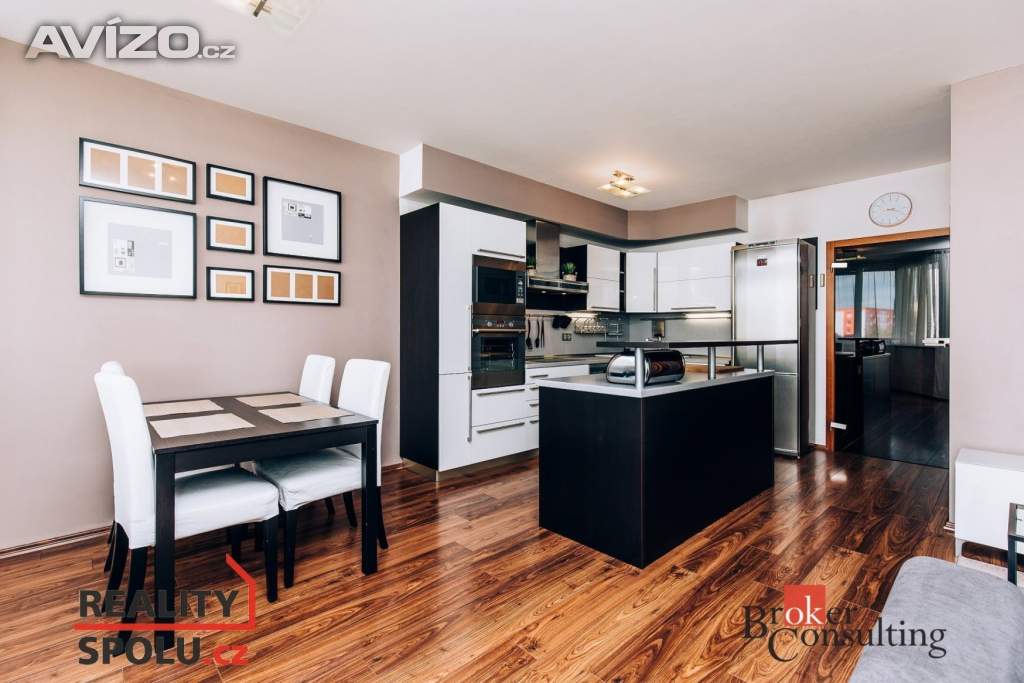 Foto inzerátu Pronájem bytu 3+kk 82 m², Hradec Králové
