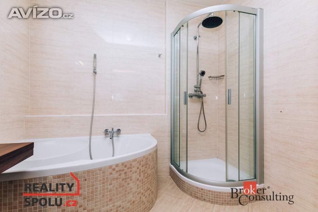 Foto inzerátu Pronájem bytu 3+kk 82 m², Hradec Králové