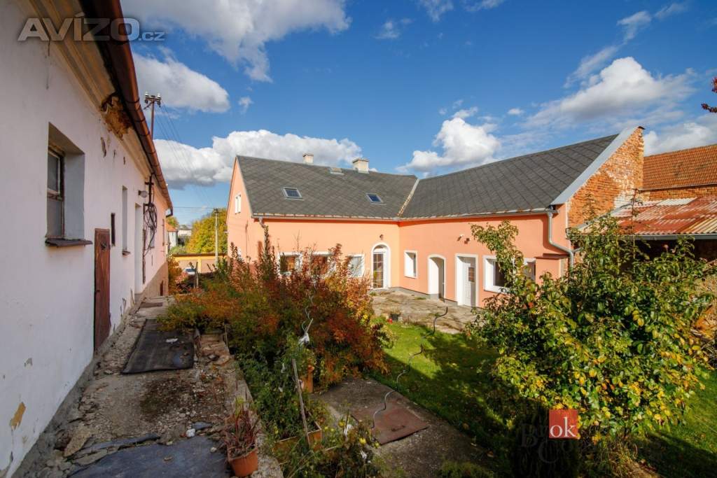 Foto inzerátu Prodej rodinného domu 320 m², Brumovice
