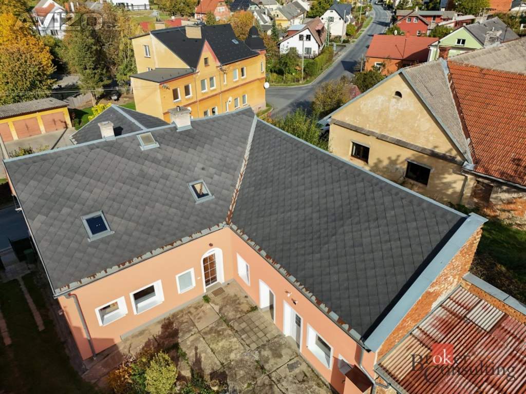 Foto inzerátu Prodej rodinného domu 320 m², Brumovice