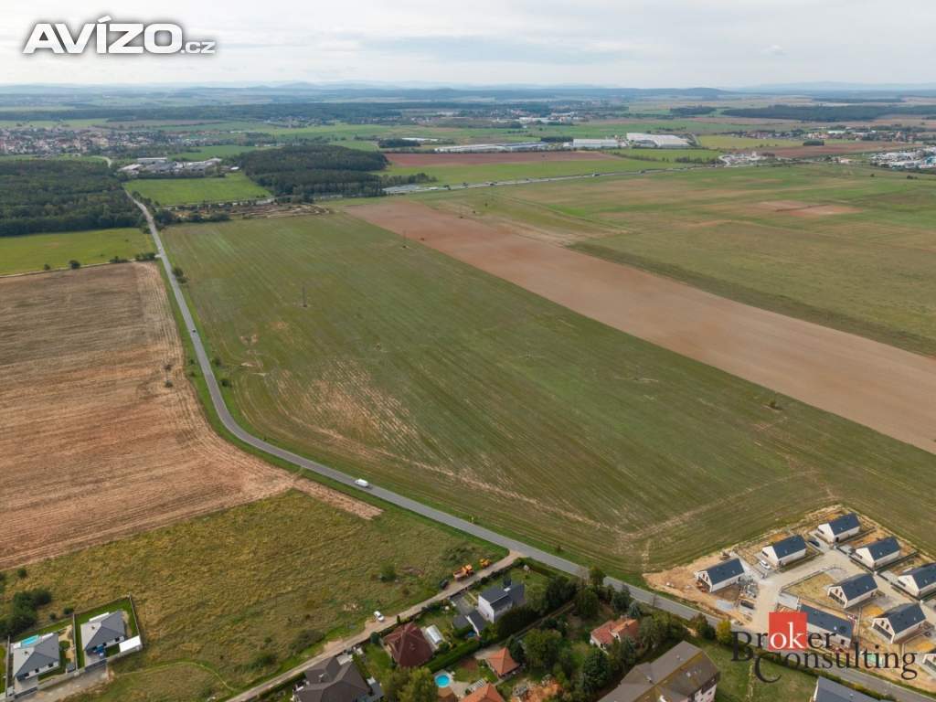 Foto inzerátu Prodej pole 5 707 m², Tlučná