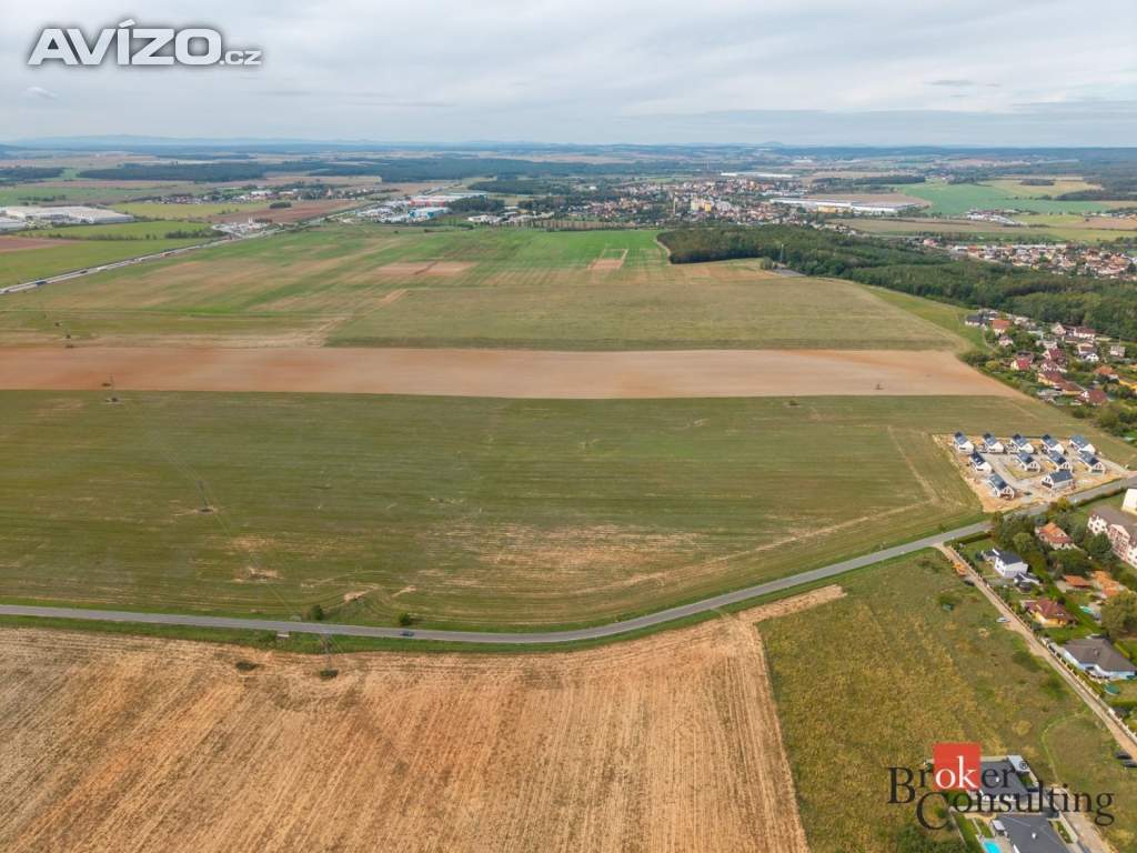 Foto inzerátu Prodej pole 5 707 m², Tlučná