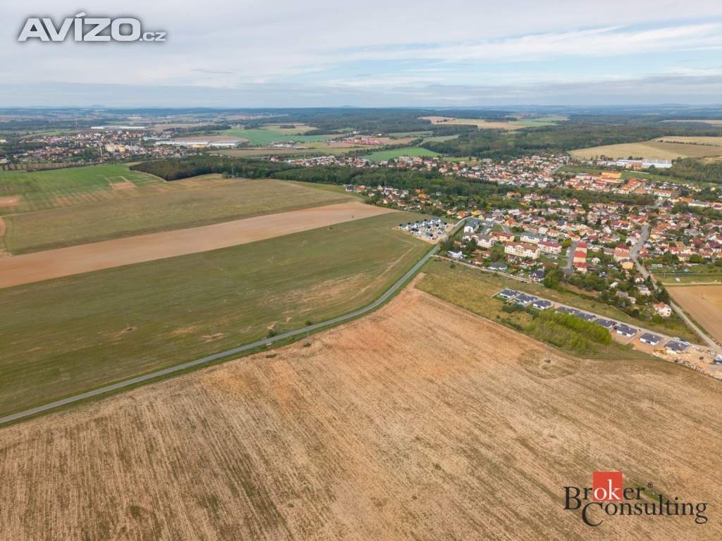 Foto inzerátu Prodej pole 5 707 m², Tlučná