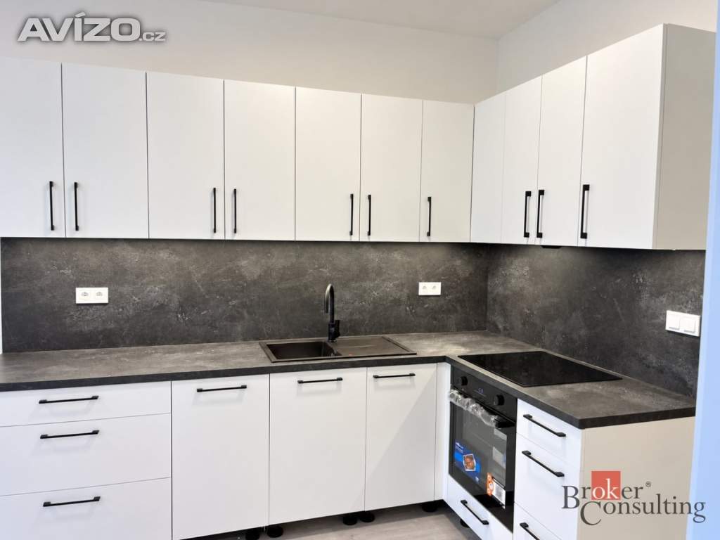 Pronájem bytu 2+kk 36 m², Praha