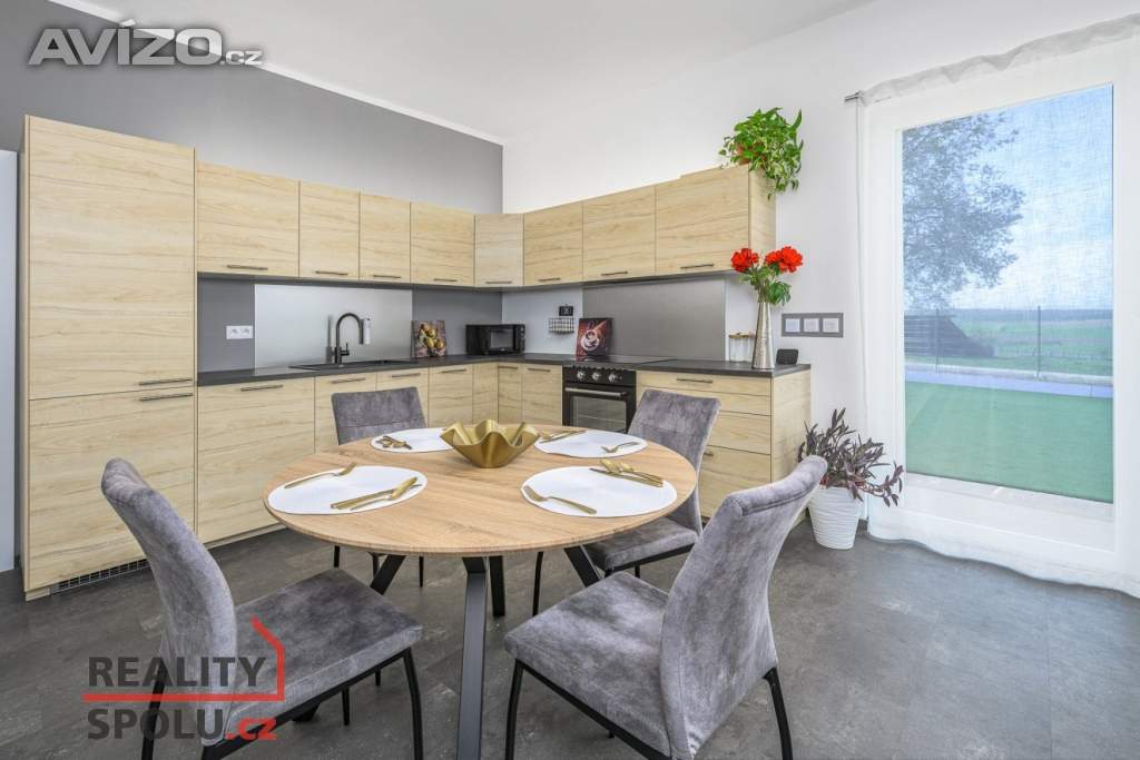 Prodej rodinné domy, 140 m2 - Krakovany - Božec