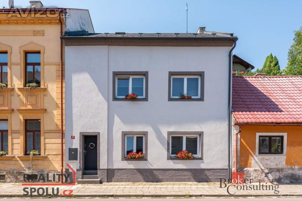 Pronájem rodinné domy, 90 m2 - Úpice