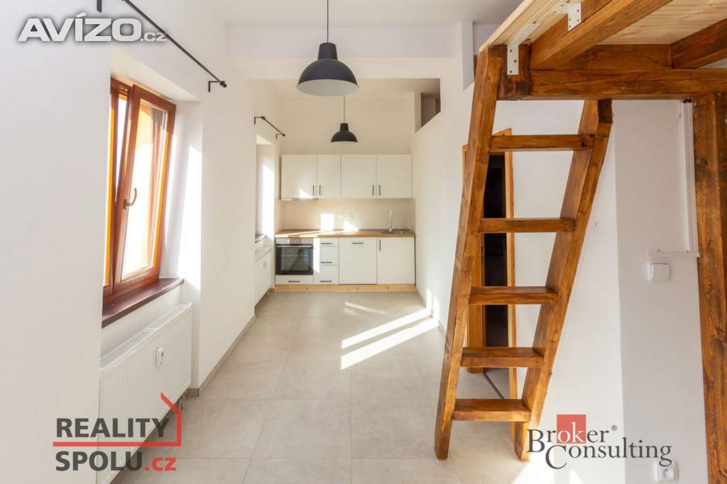 Pronájem byty 1+kk, 31 m2 - Světnov