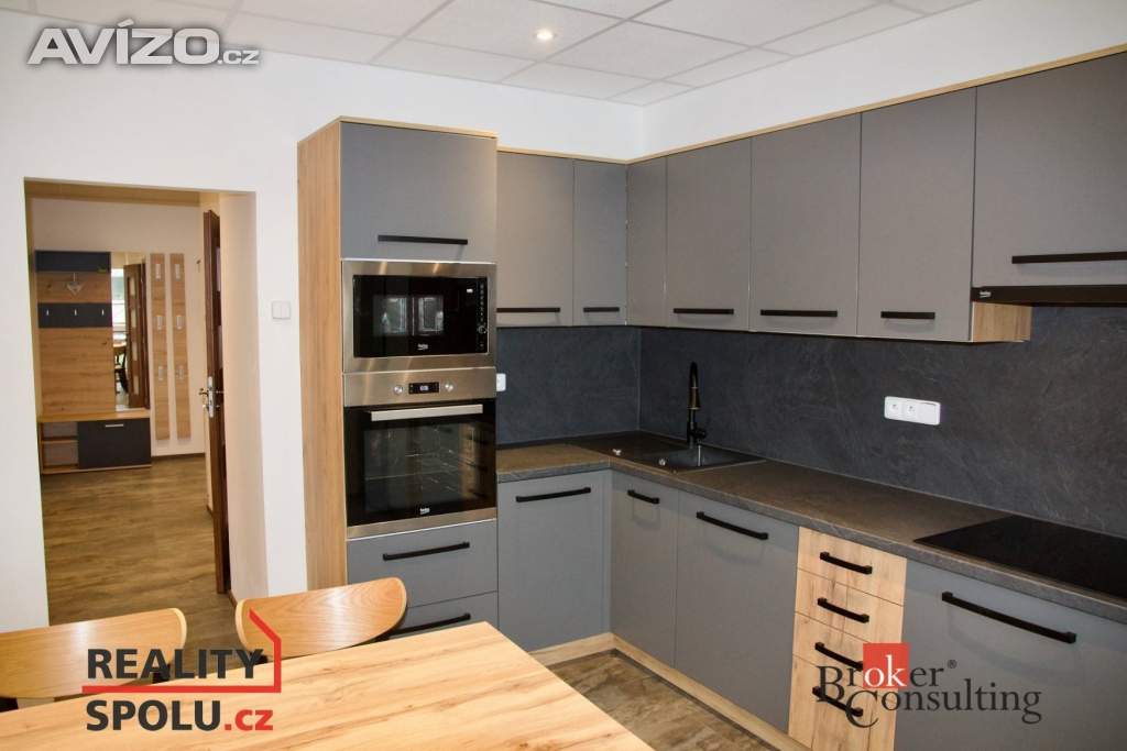 Pronájem byty 2+1, 55 m2 - Ostrov