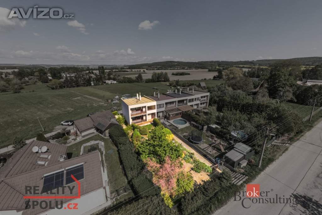 Prodej rodinné domy, 141 m2 -