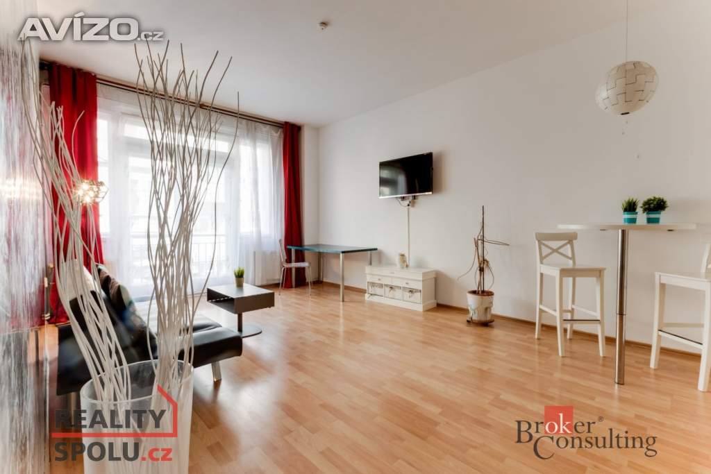 Prodej byty 2+kk, 56 m2 - Praha - Malá Strana