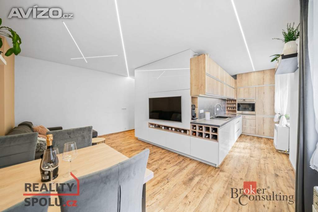 Prodej byty 2+1, 58 m2 -