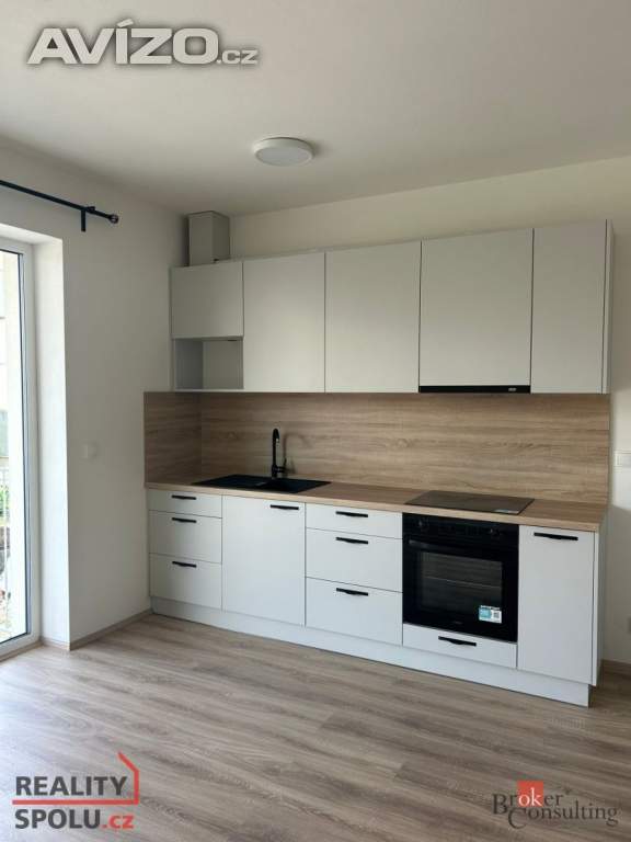Pronájem byty 1+kk, 32 m2 - Brno - Trnitá
