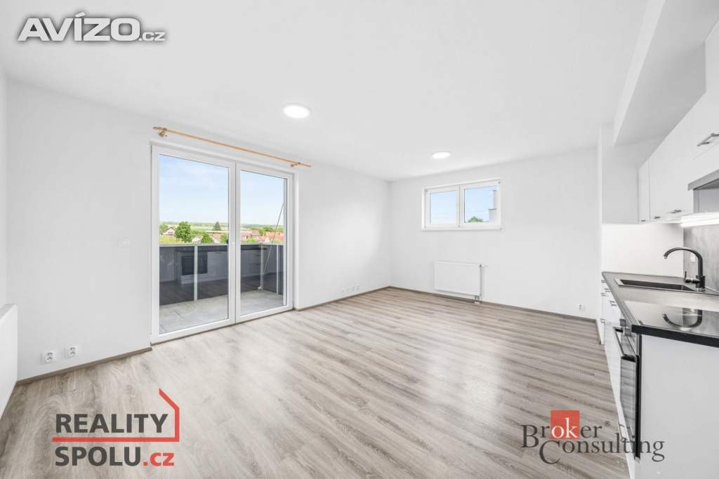 Pronájem byty 1+kk, 35 m2 -