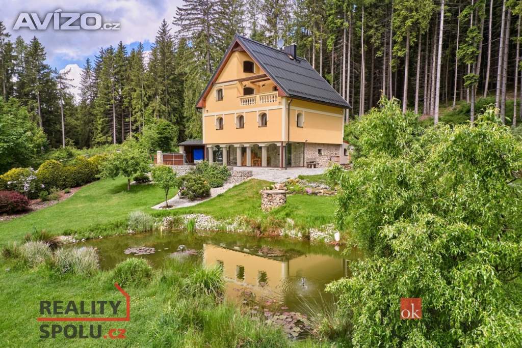 Prodej rodinné domy, 231 m2 -
