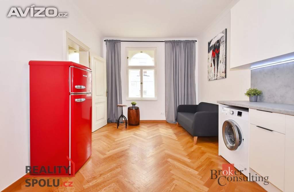 Pronájem byty 2+kk, 32 m2 - Praha - Vršovice