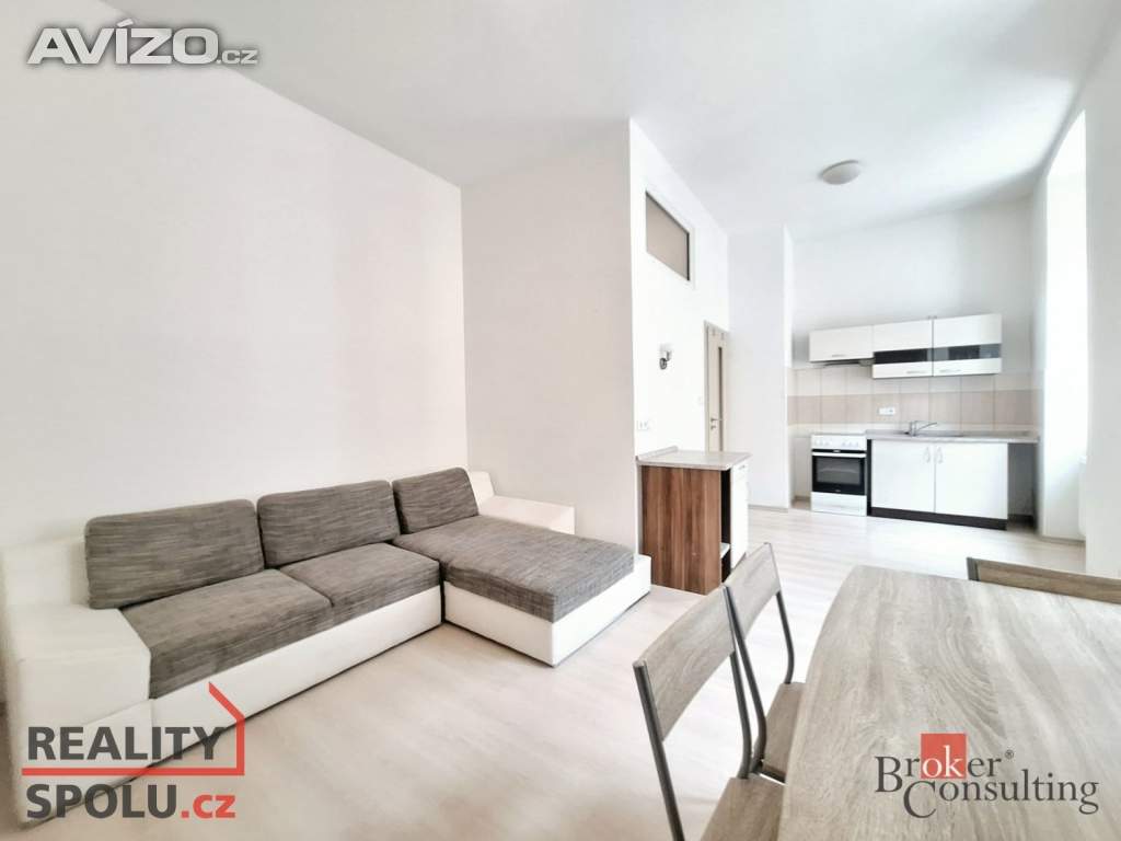 Pronájem byty 2+kk, 35 m2 - Plzeň - Jižní Předměstí