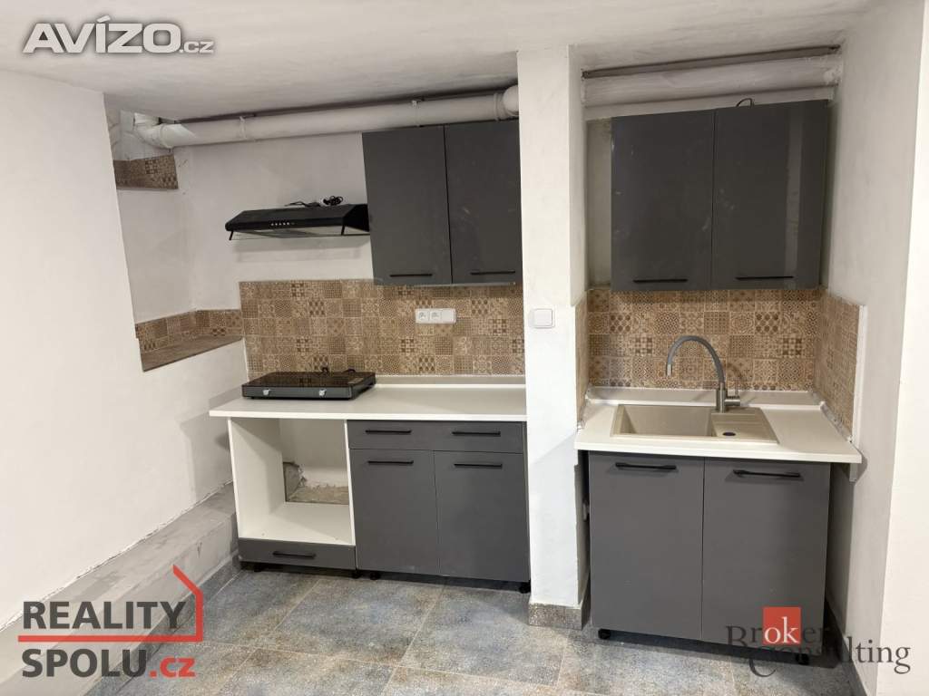 Pronájem byty 2+kk, 30 m2 -