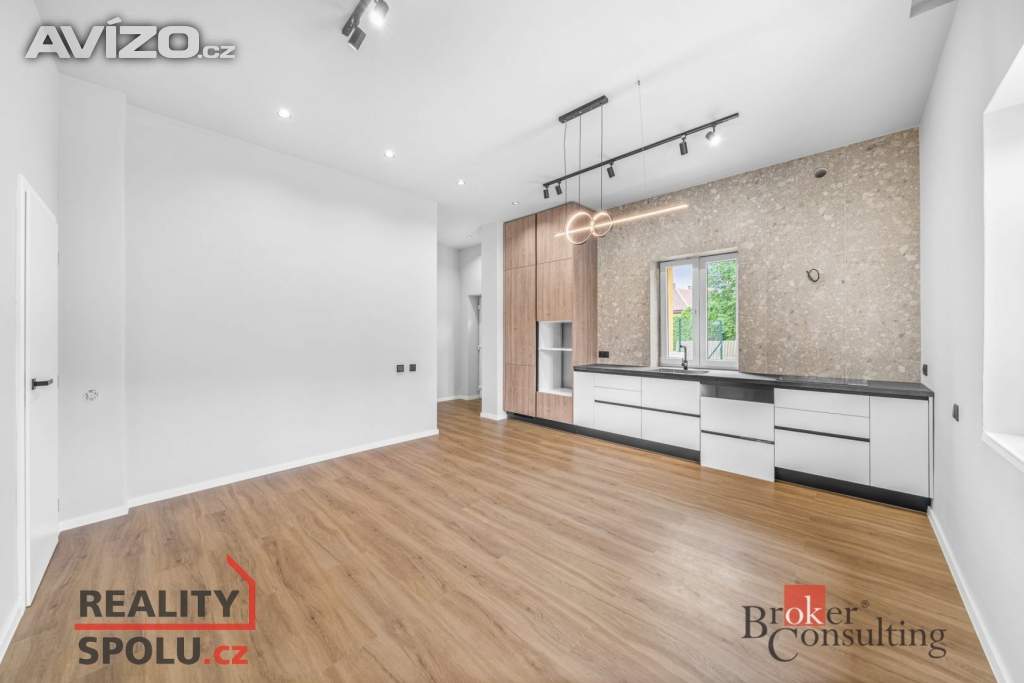 Prodej byty 2+kk, 52 m2 - Hořany