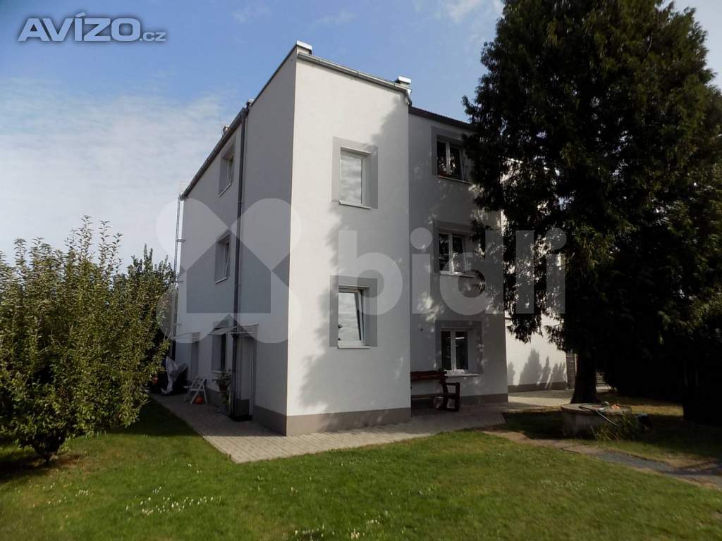 Prodej domu, UP 336m2, pozemek 734m2, ul. Moravanská, Praha 9-Vinoř