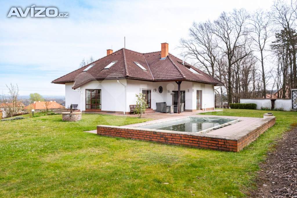 Prodej rodinného domu s velkou zahradou, 1824 m2, Roudnice nad Labem