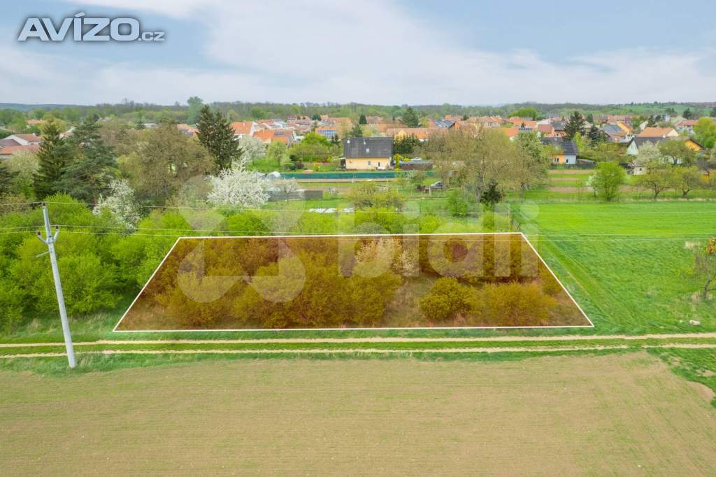 Prodej stavebního pozemku v Rajhradicích, 664 m2