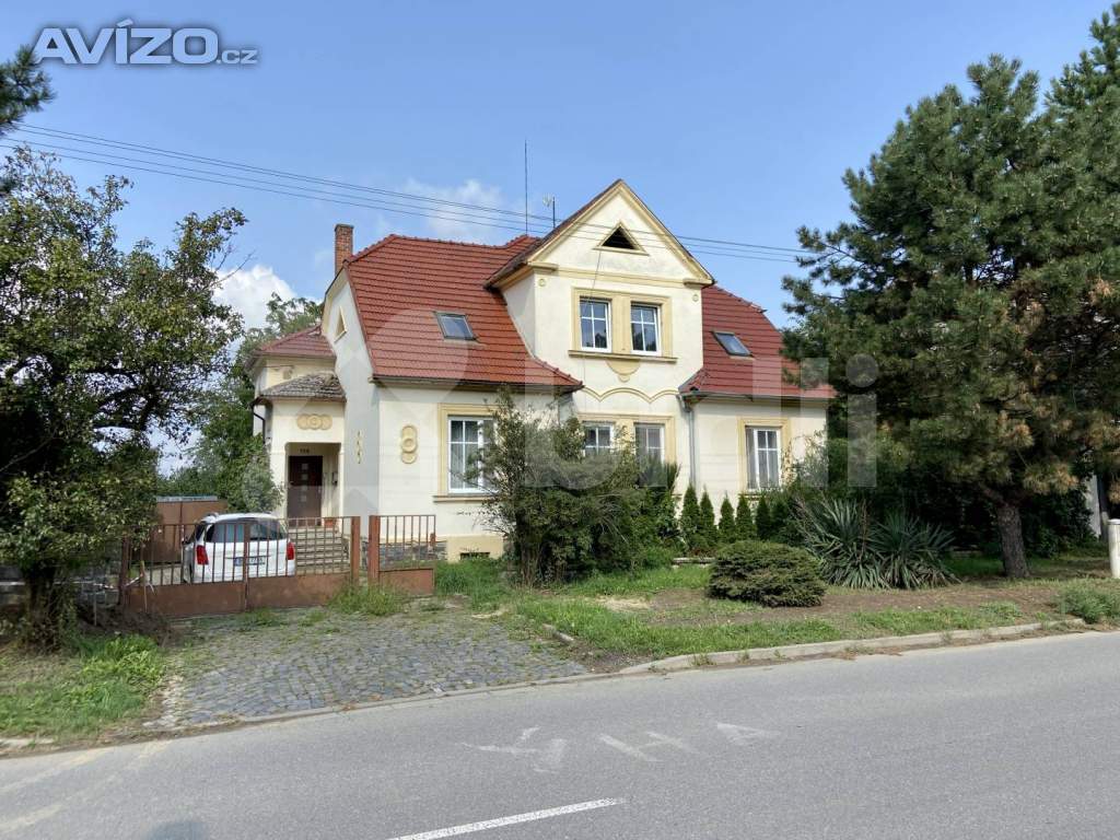 Rodinný dům 2x 4+1, Kyselovice, Kroměříž