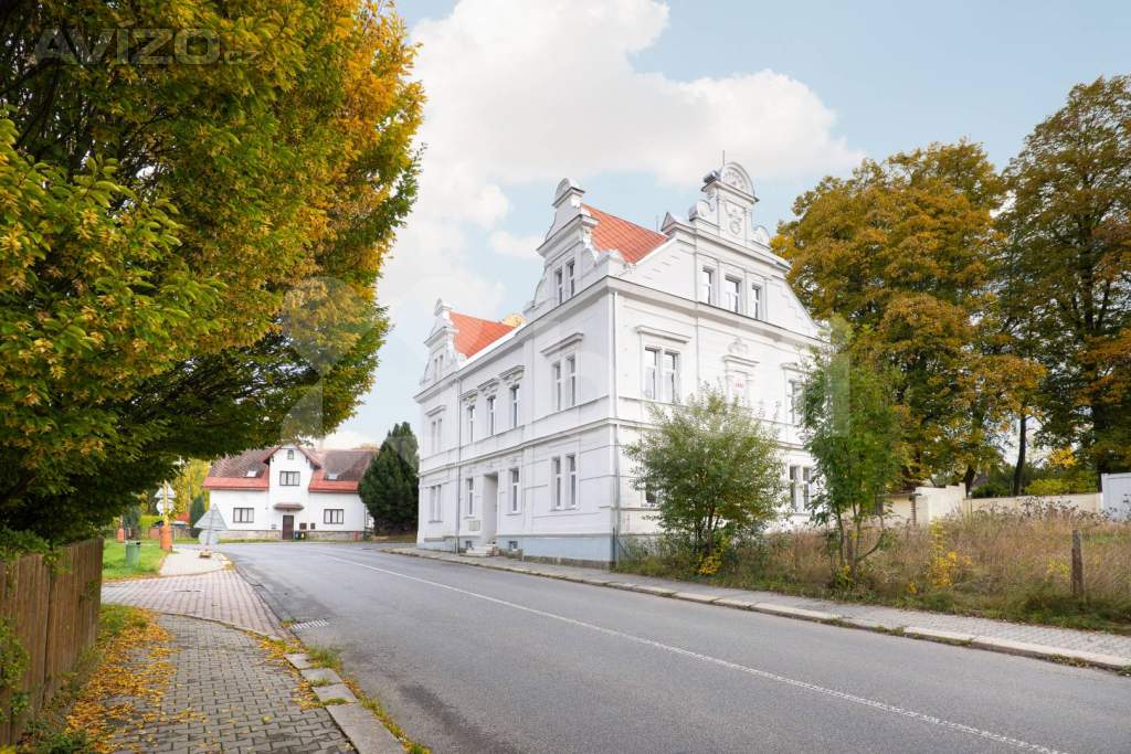 Luxusní byt - apartmán 2+1 v historickém domě po rekonstrukci, 15 min. od horských středisek
